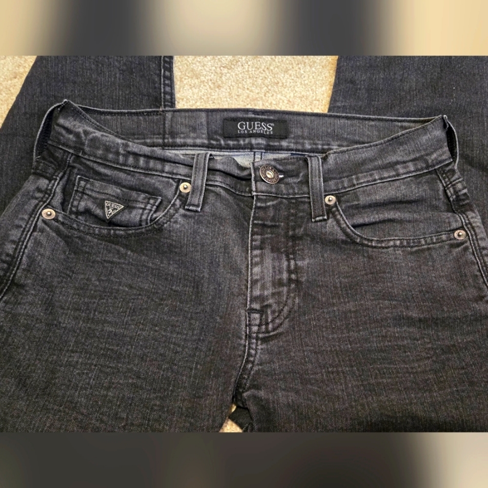 Guess Women’s Skinny Jeans - Charcoal Black Wash